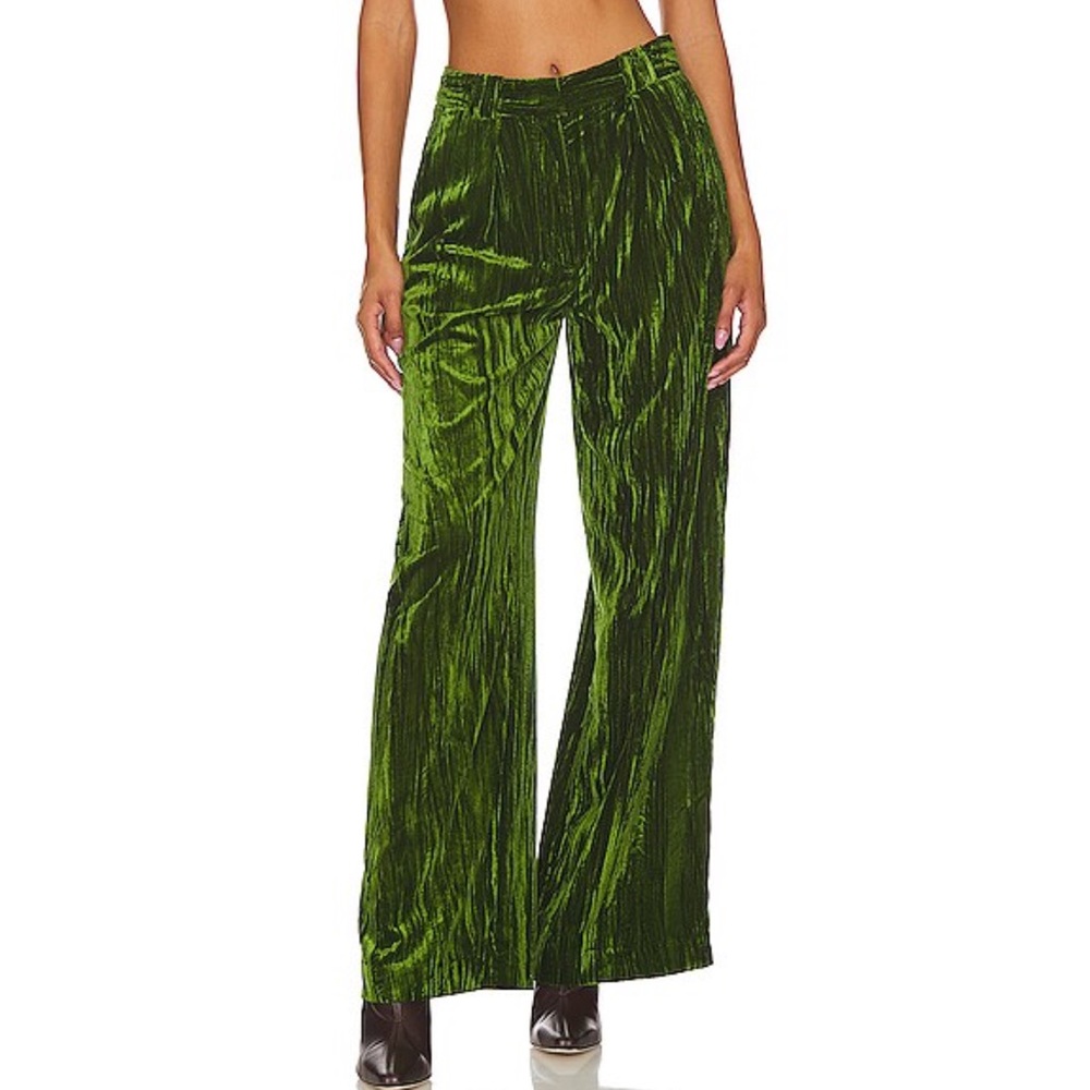 NBD Crinkled Velvet Pleated Trousers in Juniper Green
